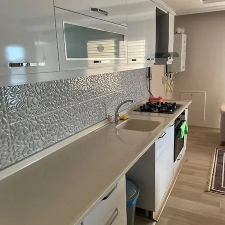 Apartman Yalova 2+1 House *