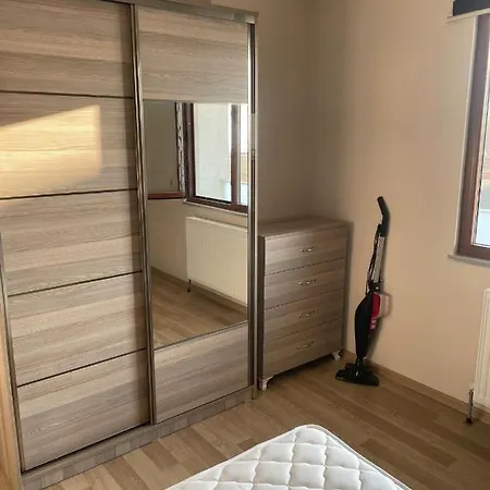 Apartman Yalova 2+1 House