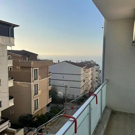 Apartman Yalova 2+1 House